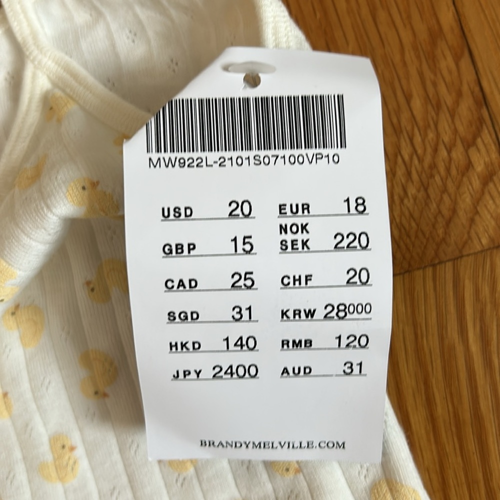 Brandy Melville Tank Top - Picture 4 of 6